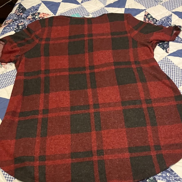 Plaid Red and Black Women's Tunic Top - Picture 7 of 7